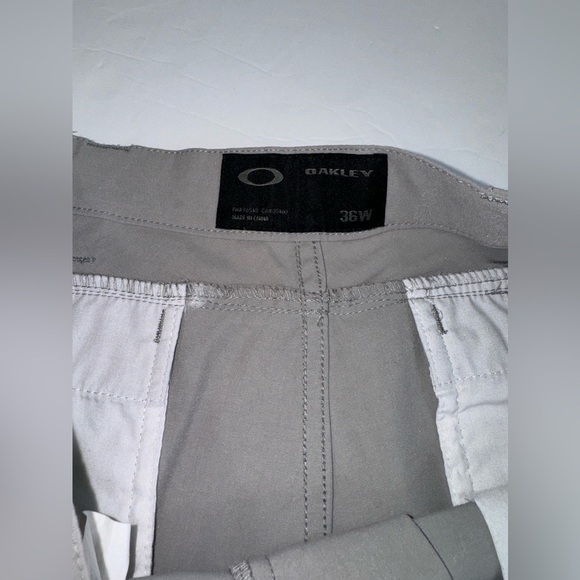 OAKLEY SHORTS Gray men’s 36W - Picture 4 of 8